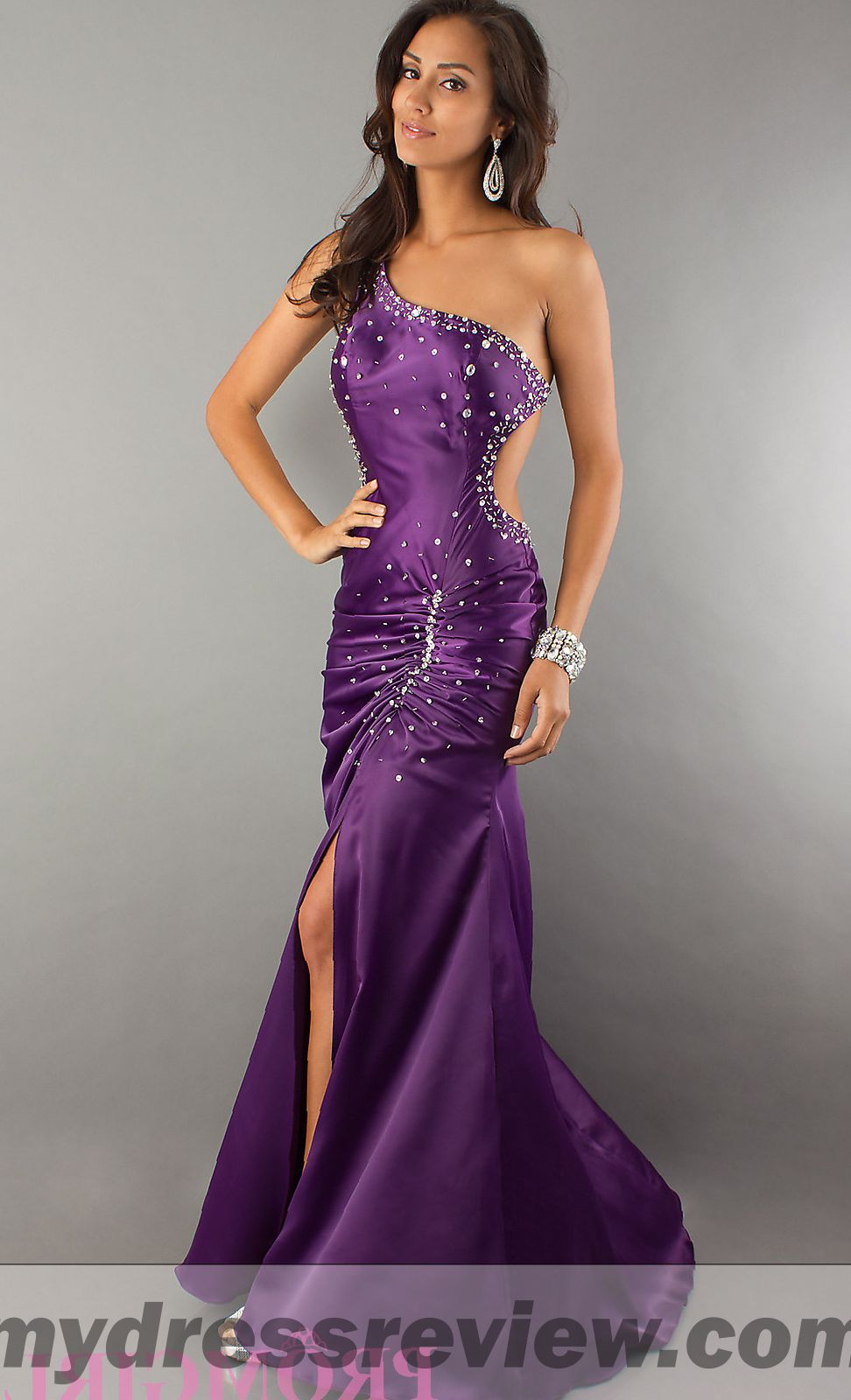 Backless Prom Gowns - Things To Know Before Choosing